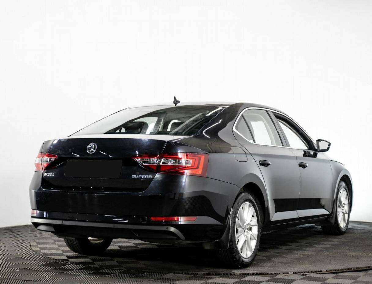 Skoda Superb с пробегом — 2017 год. Фото: #5