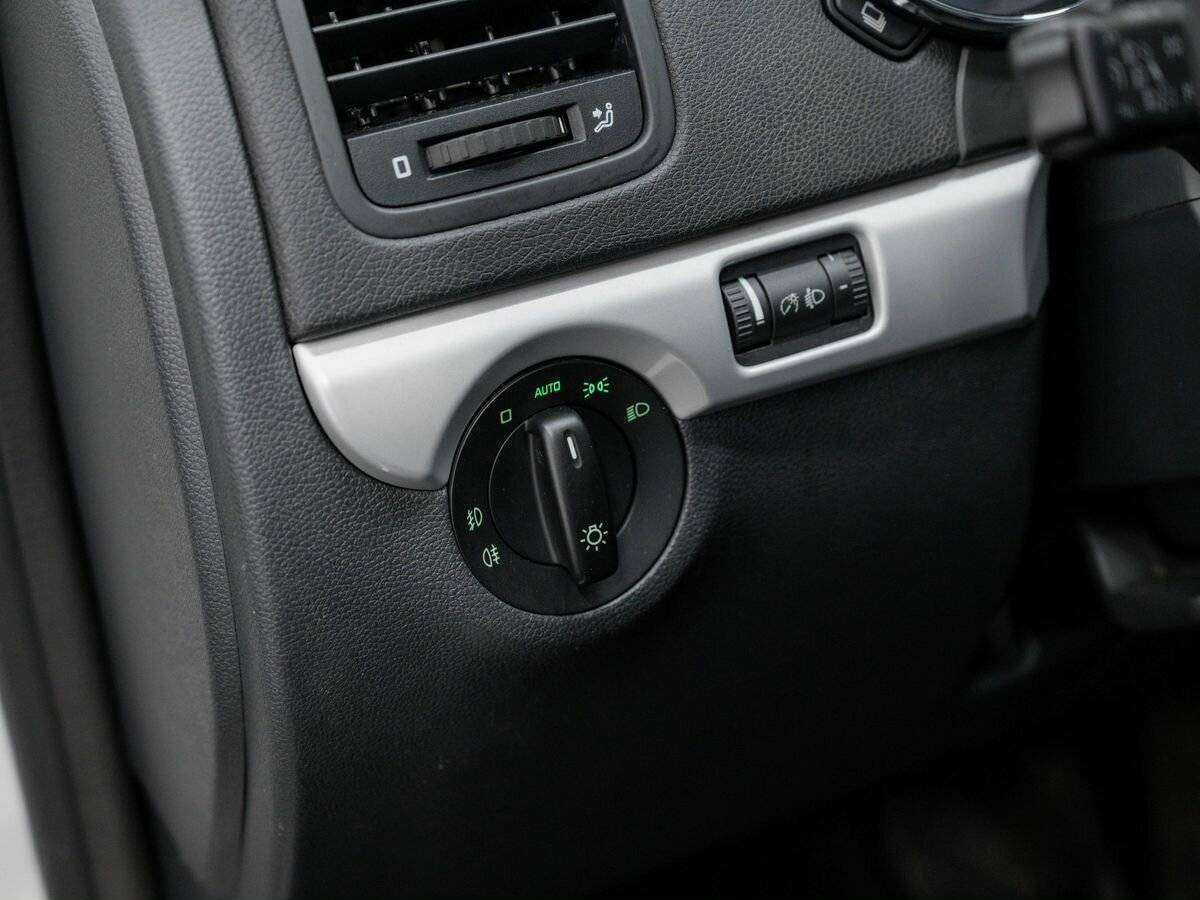 Skoda Yeti с пробегом — 2013 год. Фото: #14