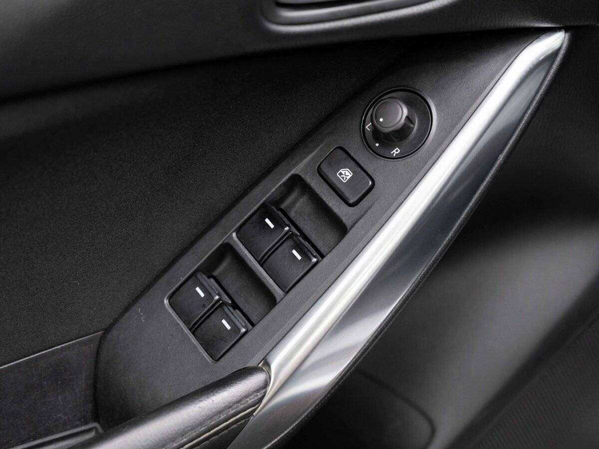 Mazda 6 с пробегом — 2012 год. Фото: #16