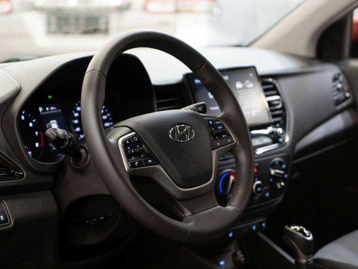 Hyundai Solaris с пробегом — 2021 год. Фото: #4