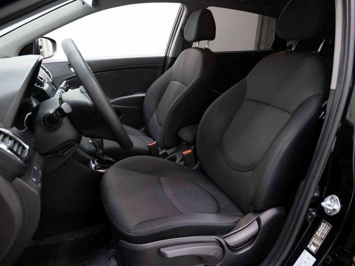 Hyundai Solaris с пробегом — 2016 год. Фото: #7