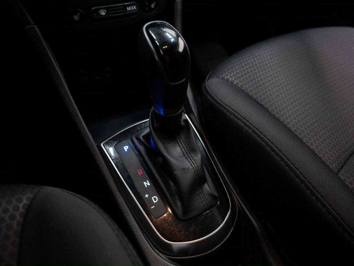 Hyundai Solaris с пробегом — 2016 год. Фото: #19