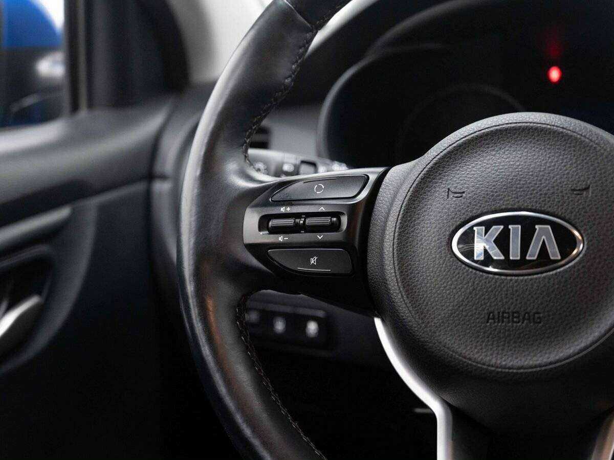 Kia Rio с пробегом — 2018 год. Фото: #13