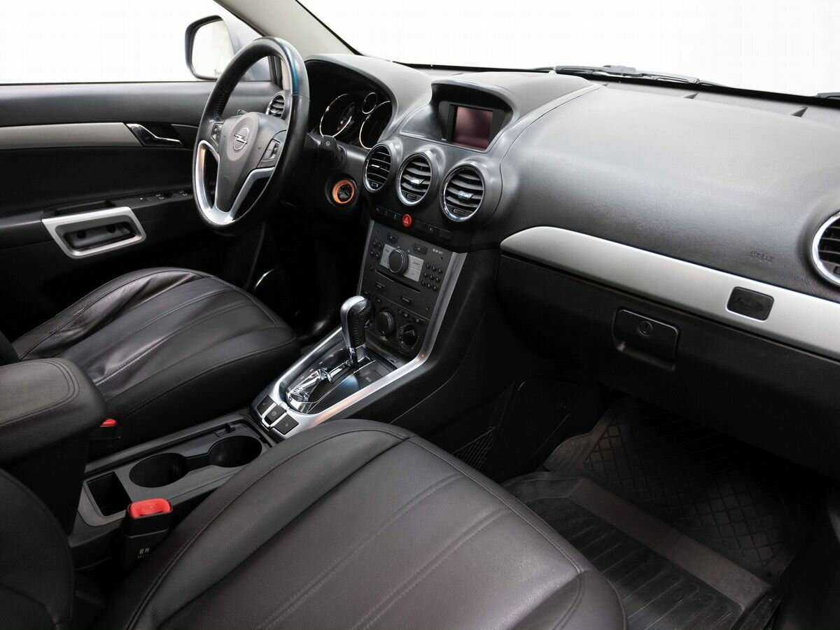 Opel Antara с пробегом — 2013 год. Фото: #10