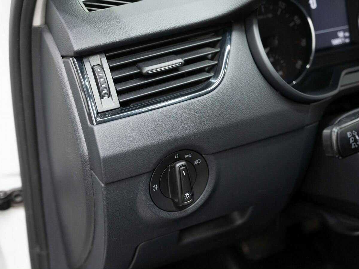Skoda Octavia с пробегом — 2017 год. Фото: #17