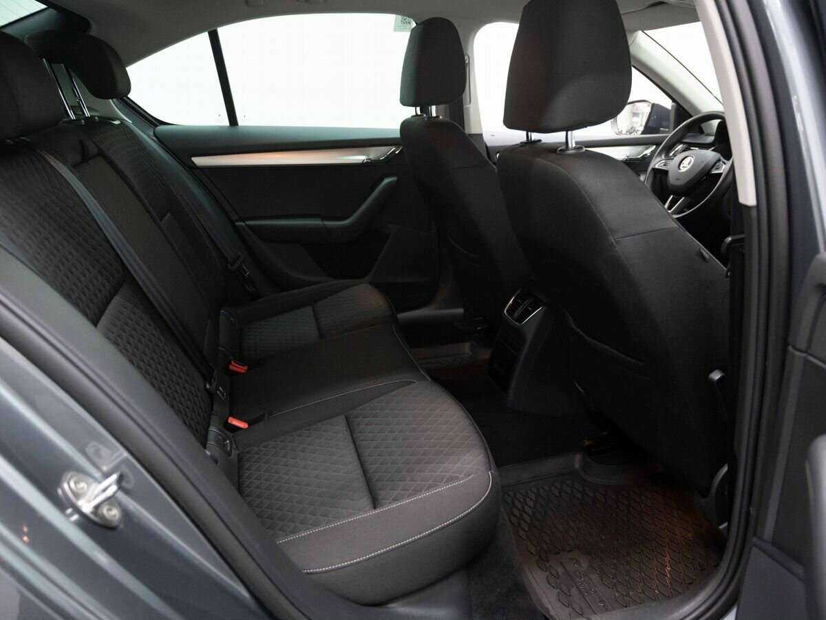 Skoda Octavia с пробегом — 2016 год. Фото: #12