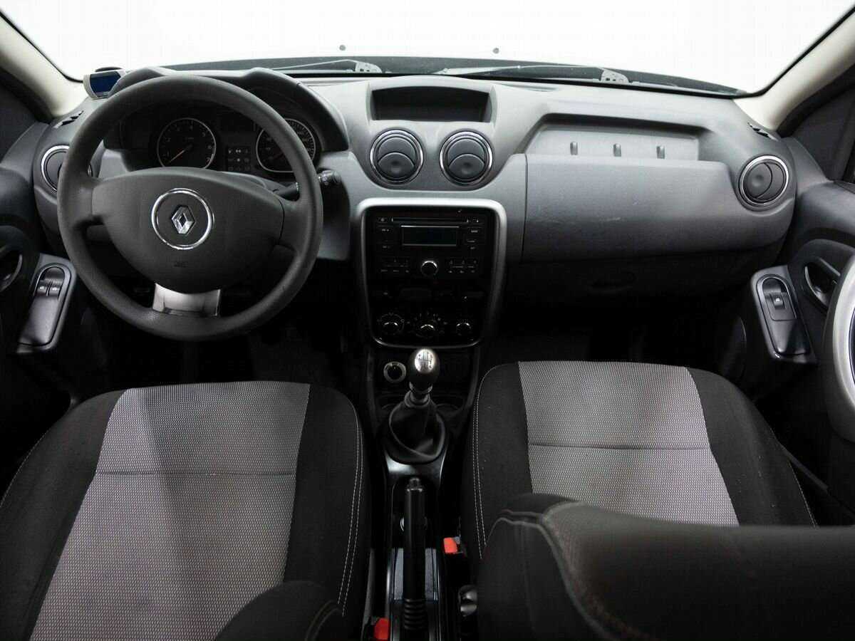 Renault Duster с пробегом — 2013 год. Фото: #13