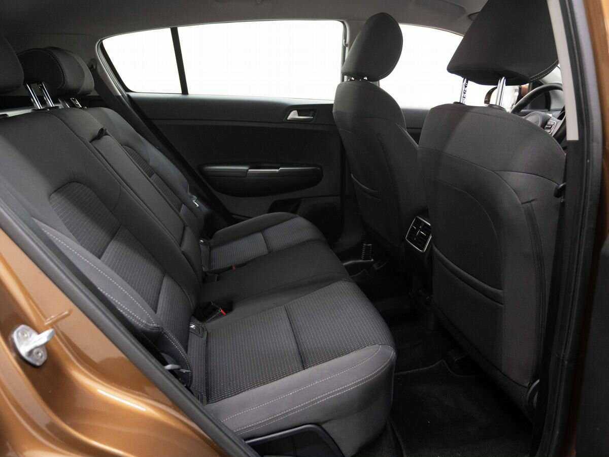 Kia Sportage с пробегом — 2016 год. Фото: #9
