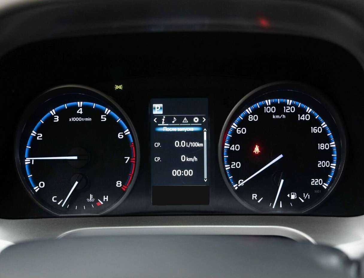 Toyota RAV4 с пробегом — 2017 год. Фото: #12