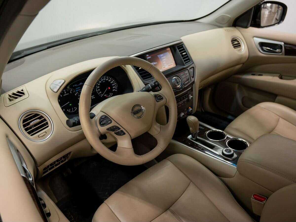Nissan Pathfinder с пробегом — 2014 год. Фото: #16