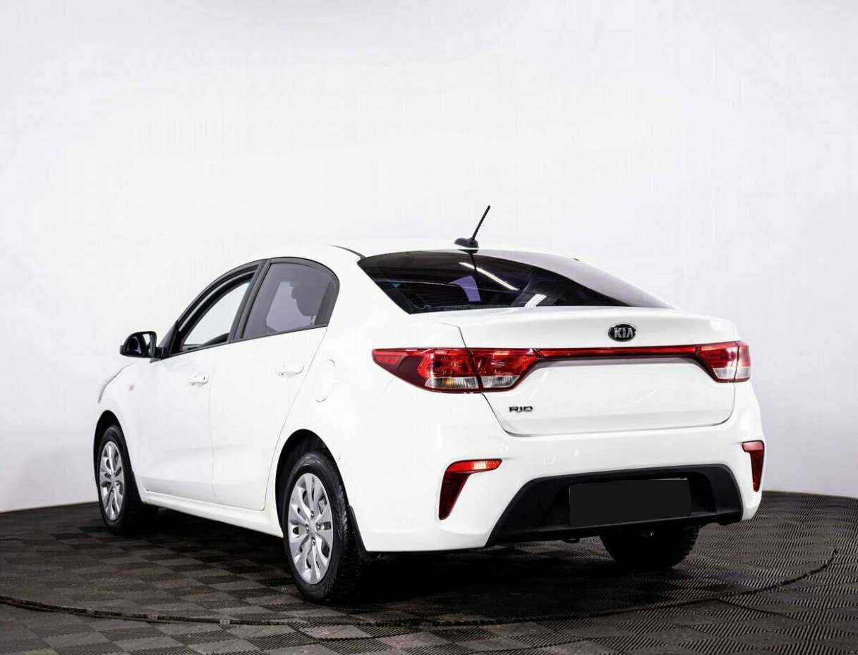 Kia Rio с пробегом — 2018 год. Фото: #3