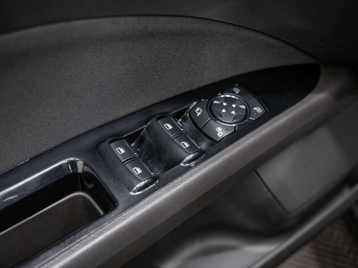 Ford Mondeo с пробегом — 2015 год. Фото: #18