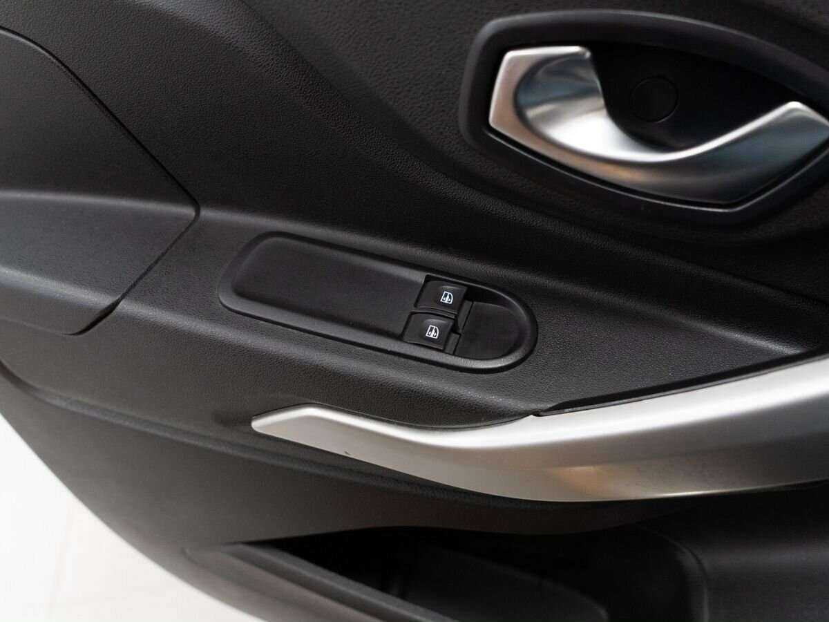 Lada (ВАЗ) XRAY с пробегом — 2019 год. Фото: #12