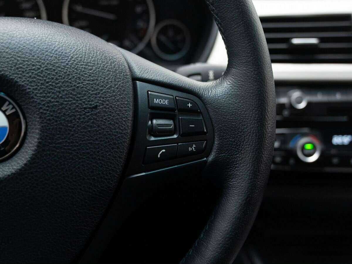 BMW 3 серии с пробегом — 2016 год. Фото: #21