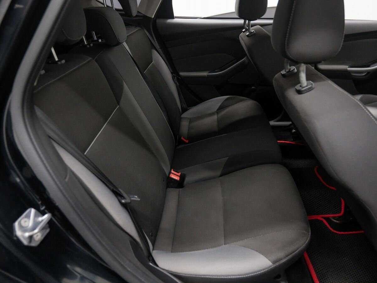 Ford Focus с пробегом — 2013 год. Фото: #12