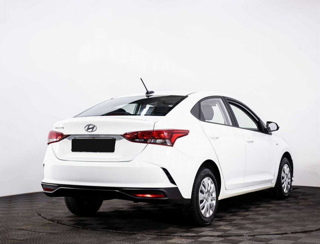 Hyundai Solaris с пробегом — 2020 год. Фото: #5