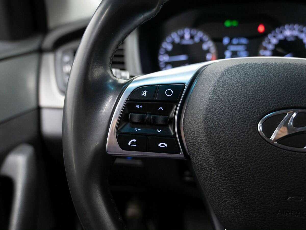 Hyundai Sonata с пробегом — 2017 год. Фото: #17