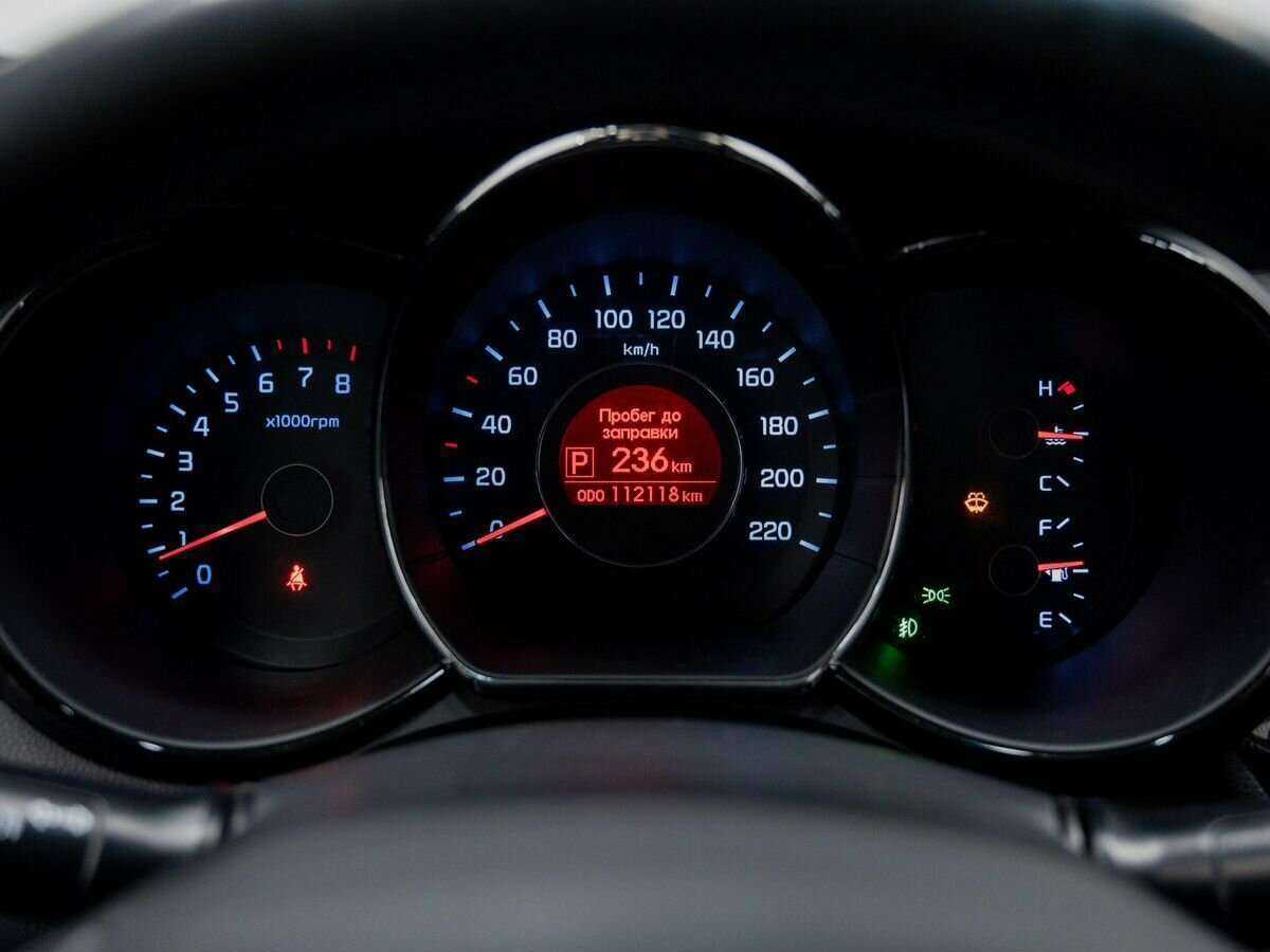 Kia Rio с пробегом — 2013 год. Фото: #18