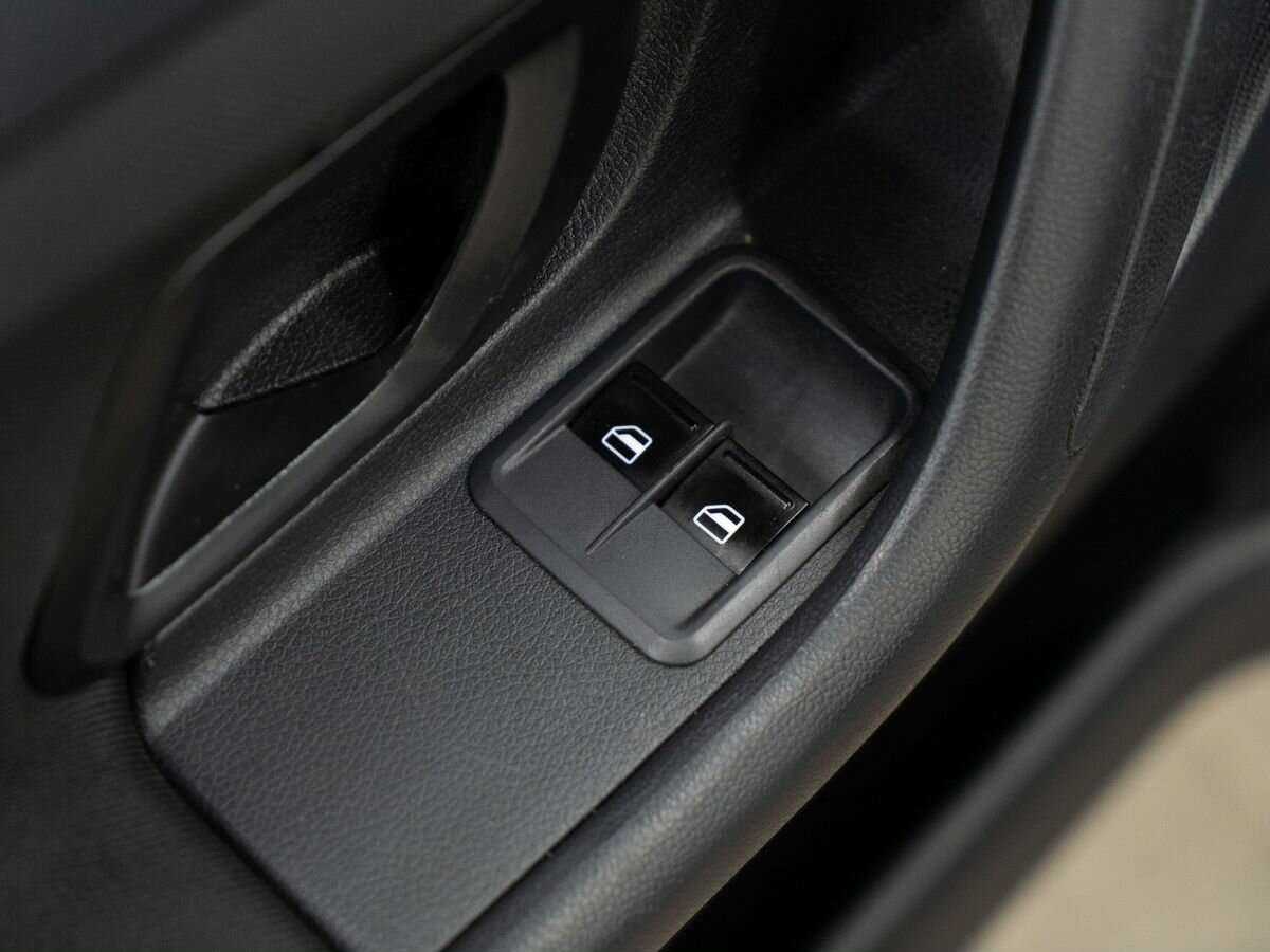 Skoda Fabia с пробегом — 2012 год. Фото: #13