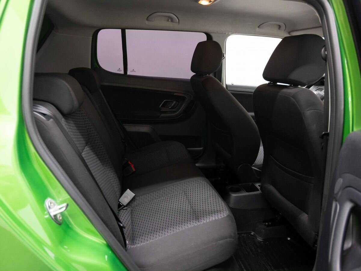 Skoda Fabia с пробегом — 2012 год. Фото: #9