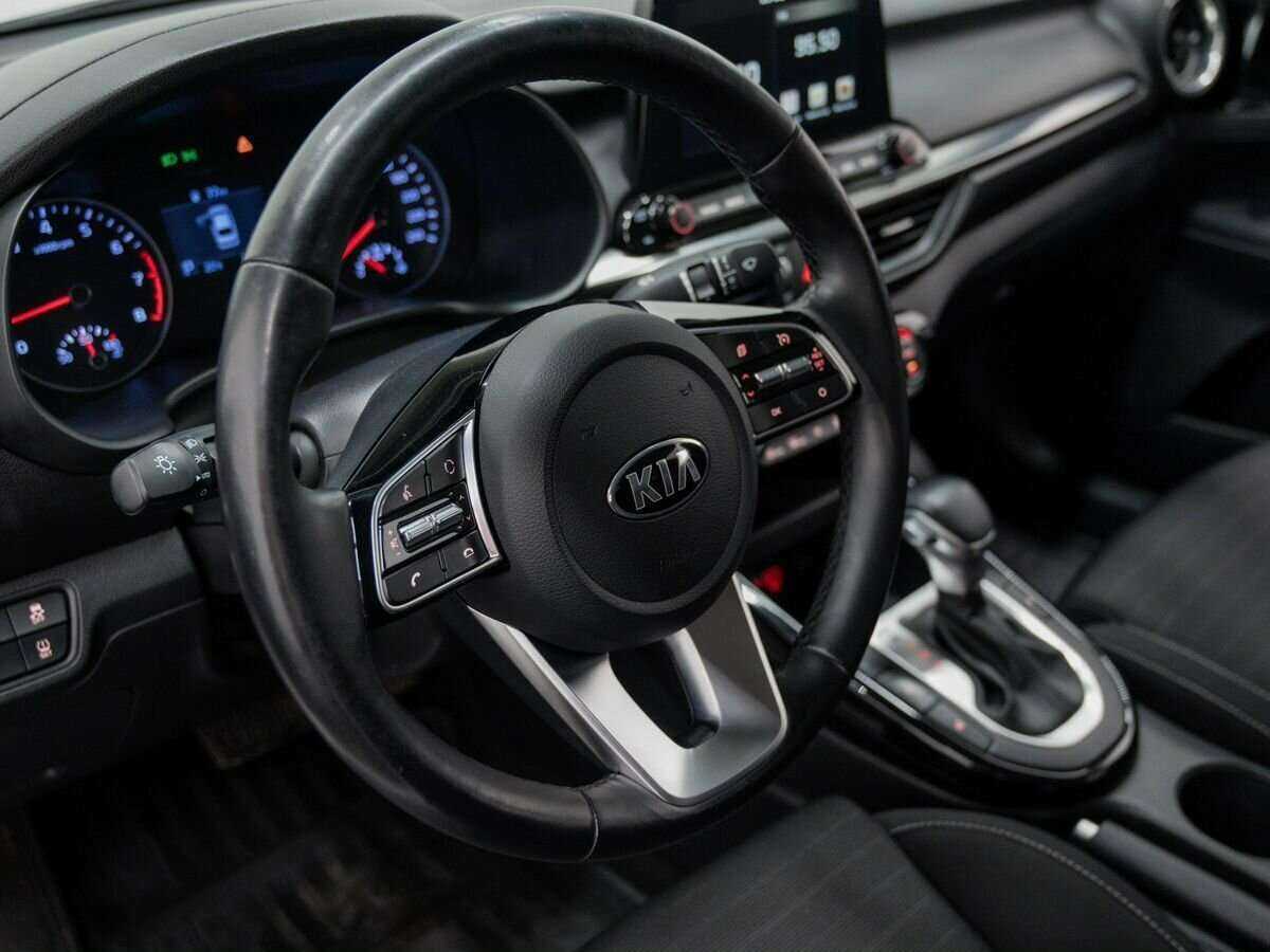 Kia Cerato с пробегом — 2019 год. Фото: #16