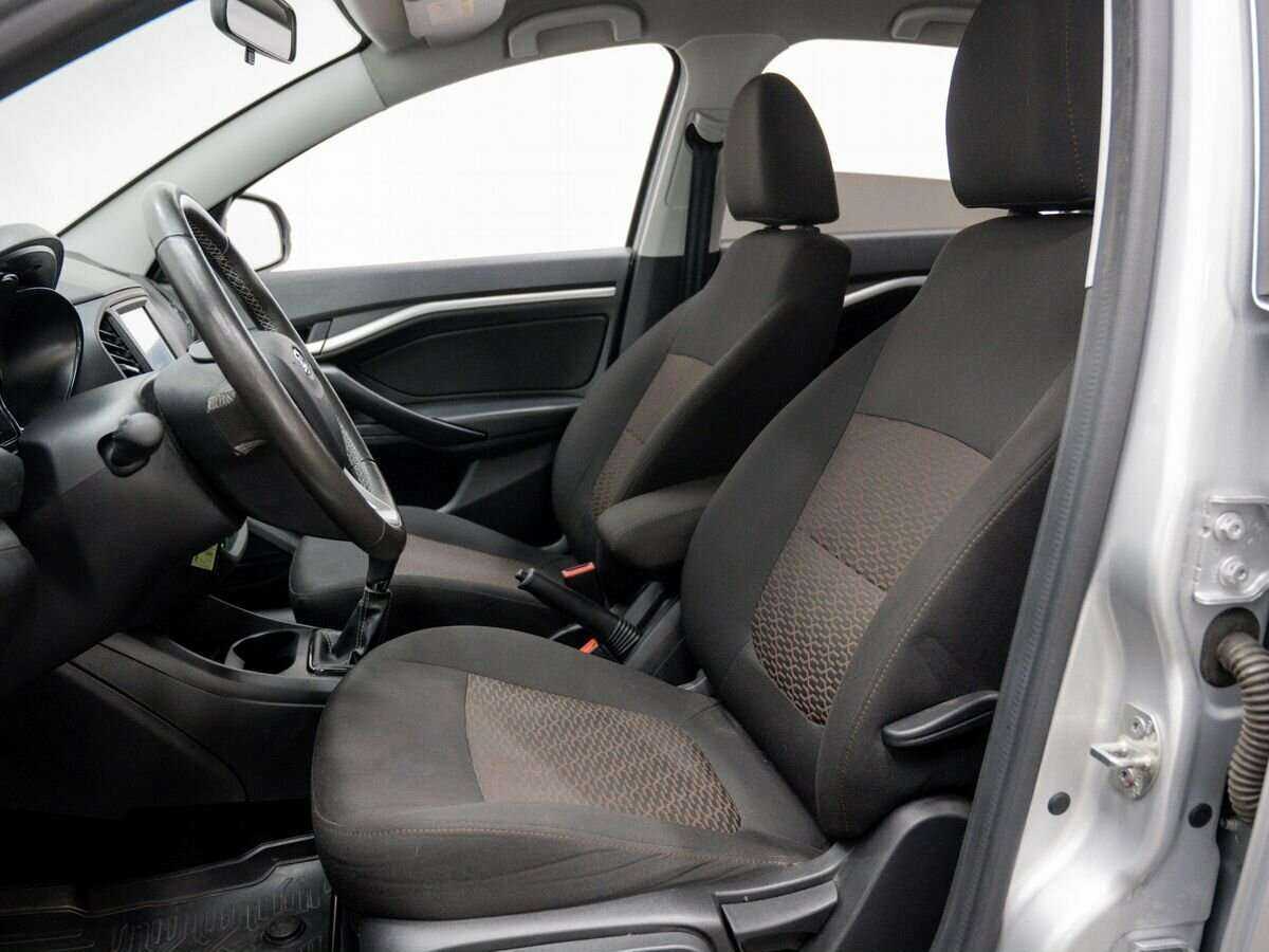 Lada (ВАЗ) Vesta с пробегом — 2021 год. Фото: #9