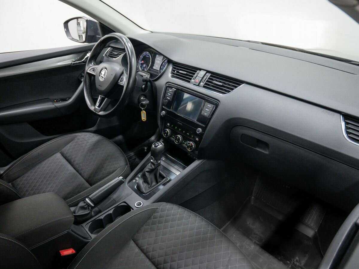 Skoda Octavia с пробегом — 2017 год. Фото: #3