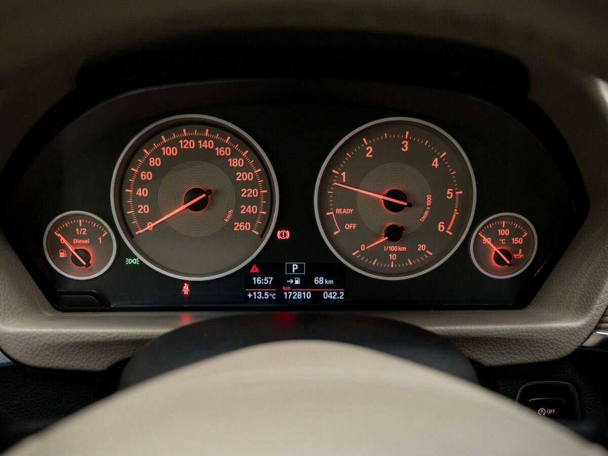 BMW 3 серии с пробегом — 2012 год. Фото: #18