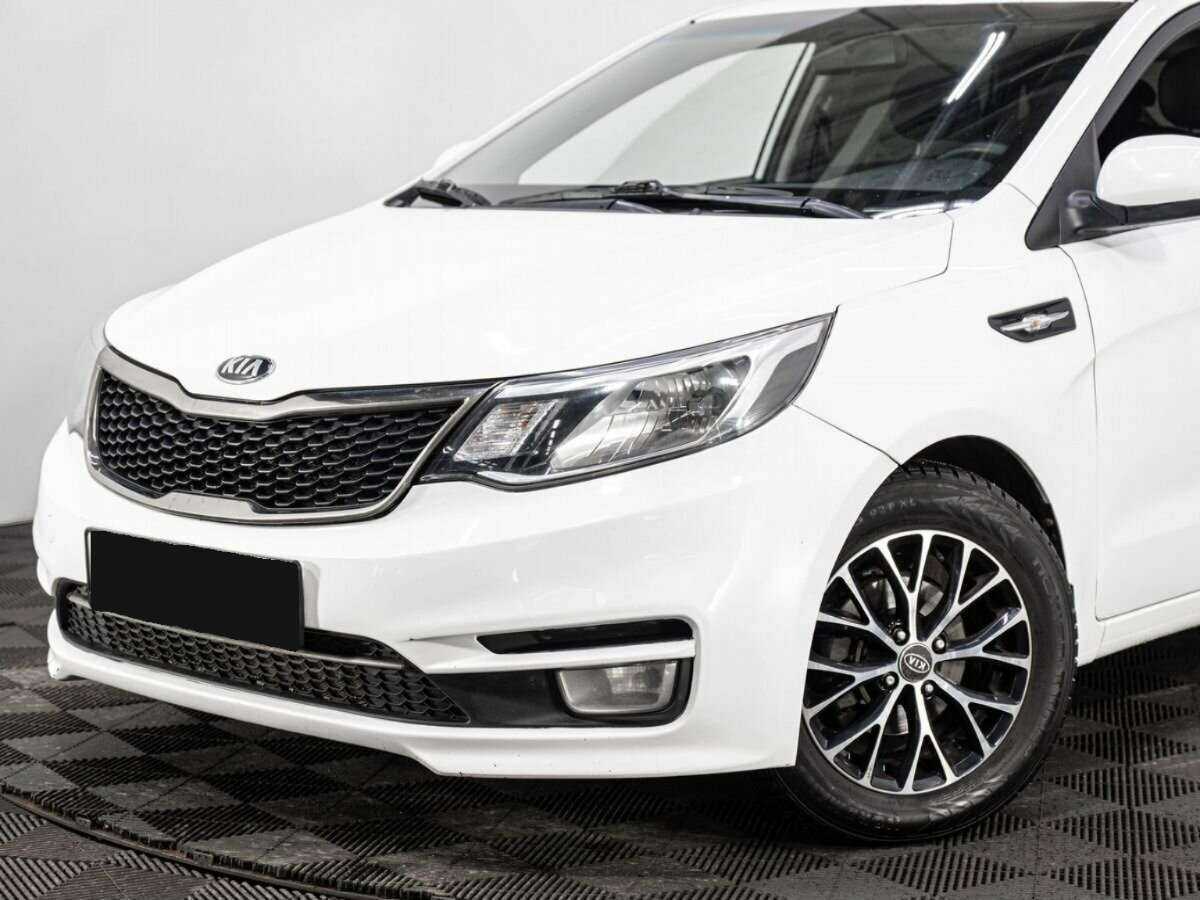 Kia Rio с пробегом — 2017 год. Фото: #6