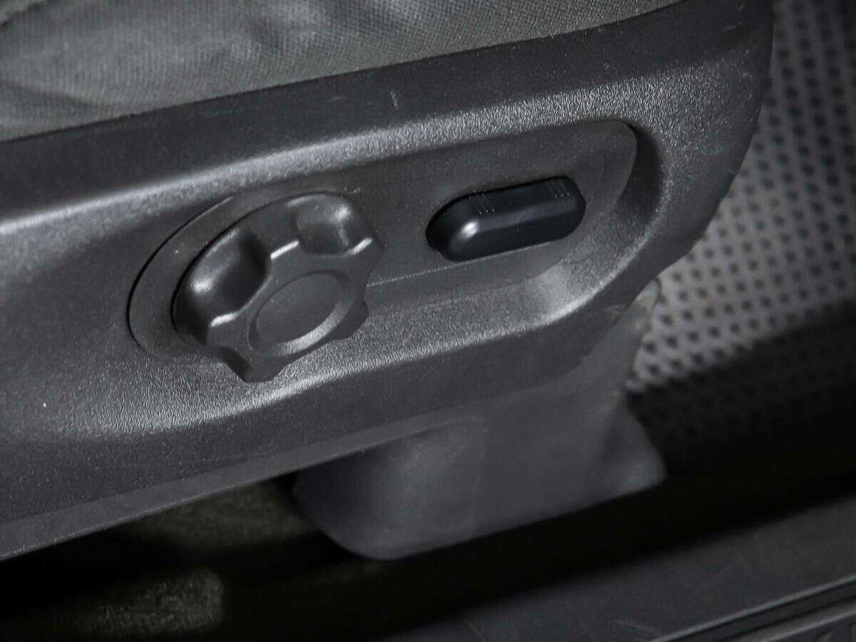 Ford Explorer с пробегом — 2013 год. Фото: #14