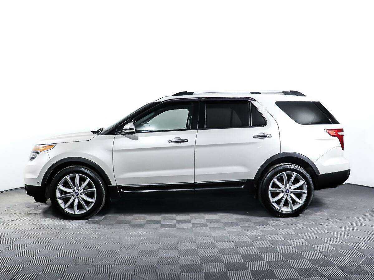 Ford Explorer с пробегом — 2012 год. Фото: #7