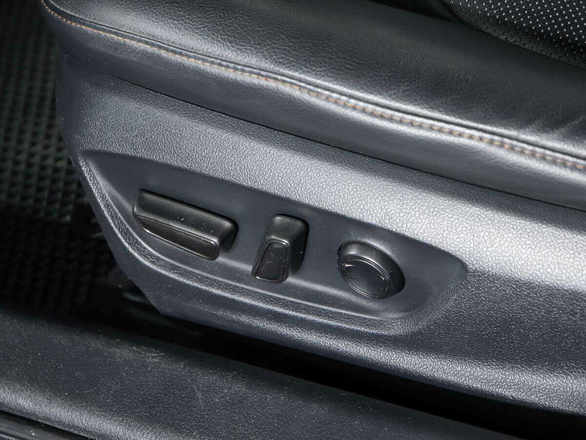 Toyota Camry с пробегом — 2018 год. Фото: #15