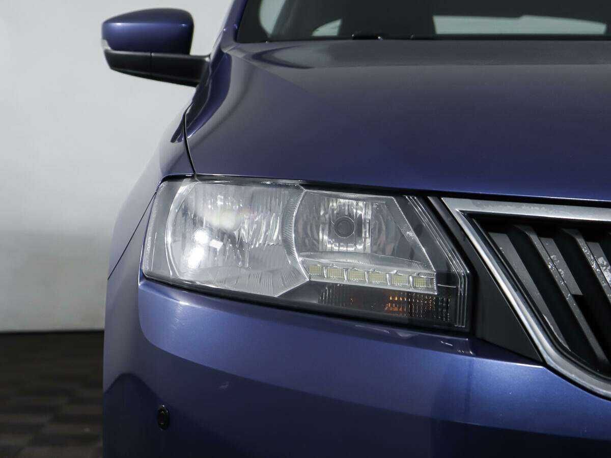 Skoda Rapid с пробегом — 2017 год. Фото: #23