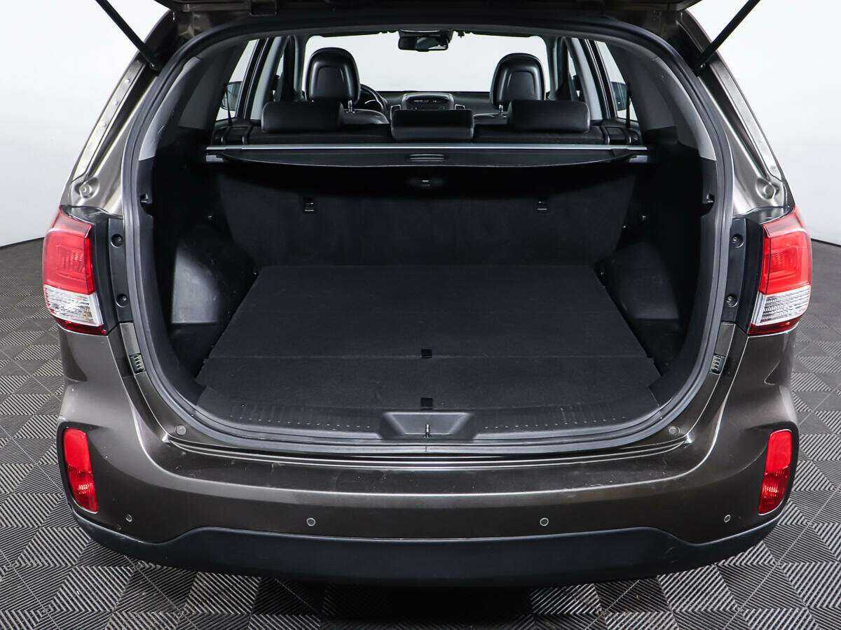 Kia Sorento с пробегом — 2017 год. Фото: #8