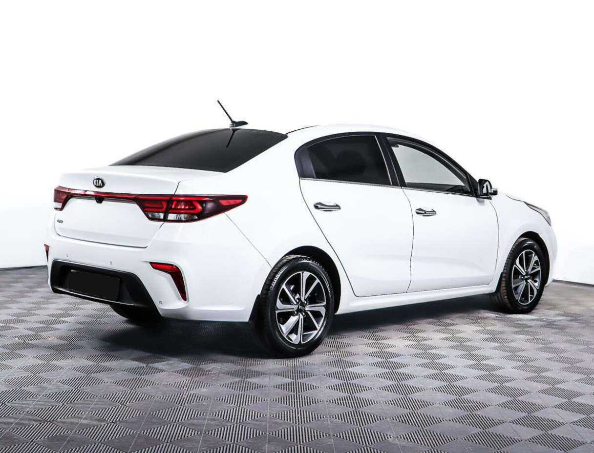 Kia Rio с пробегом — 2017 год. Фото: #4