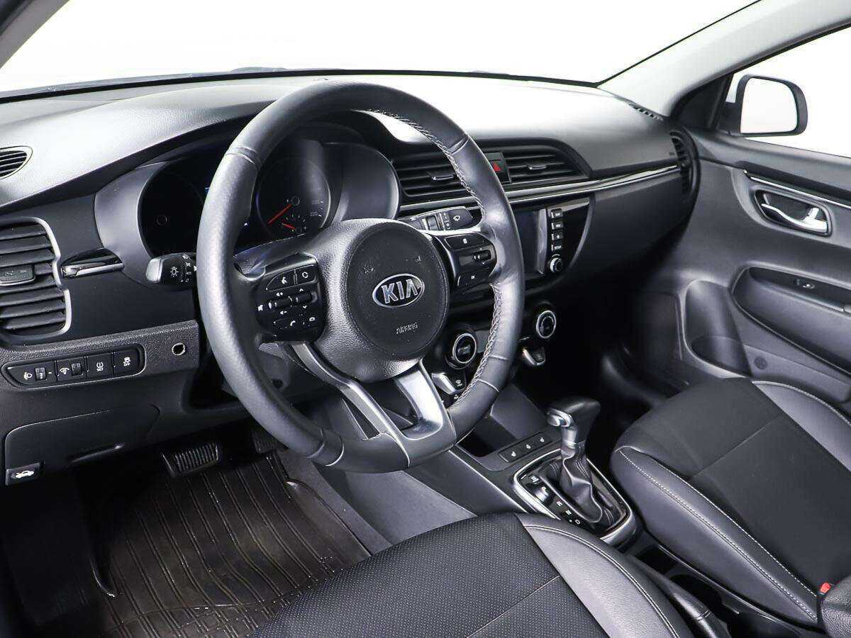 Kia Rio с пробегом — 2017 год. Фото: #12