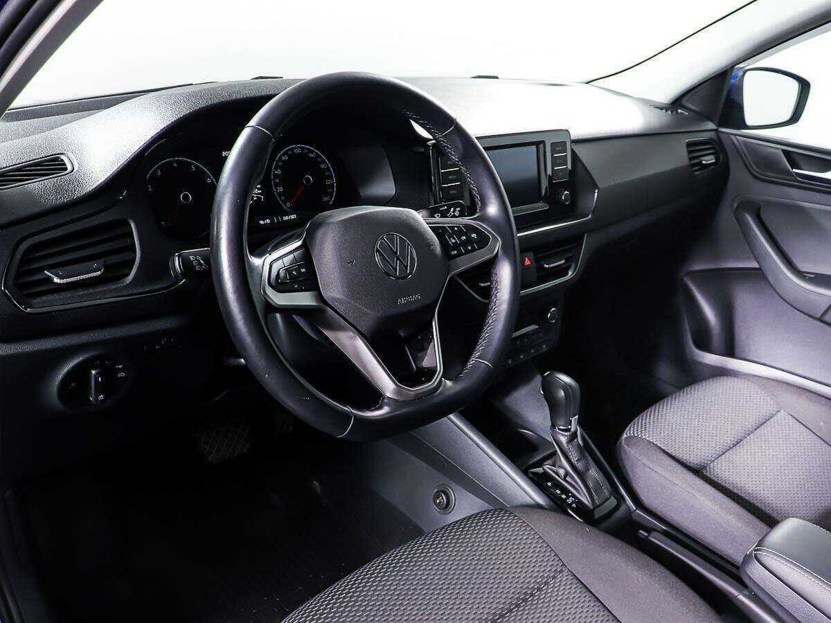 Volkswagen Polo с пробегом — 2021 год. Фото: #12