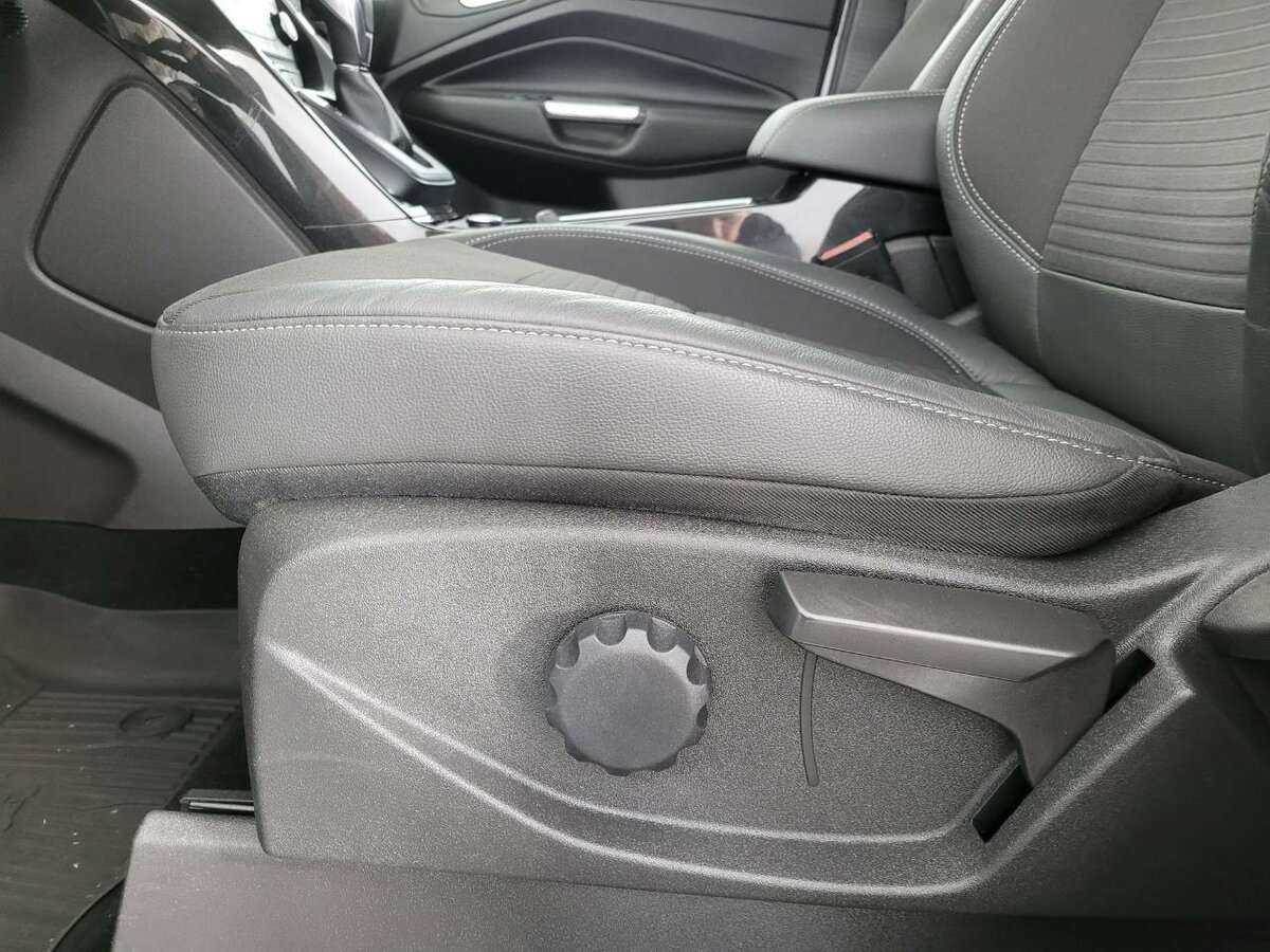 Ford Kuga с пробегом — 2018 год. Фото: #9