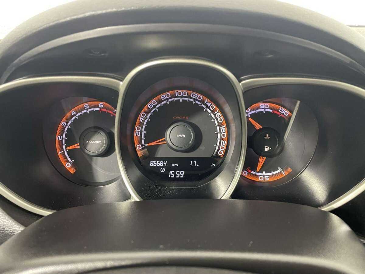 Lada (ВАЗ) Vesta с пробегом — 2018 год. Фото: #10