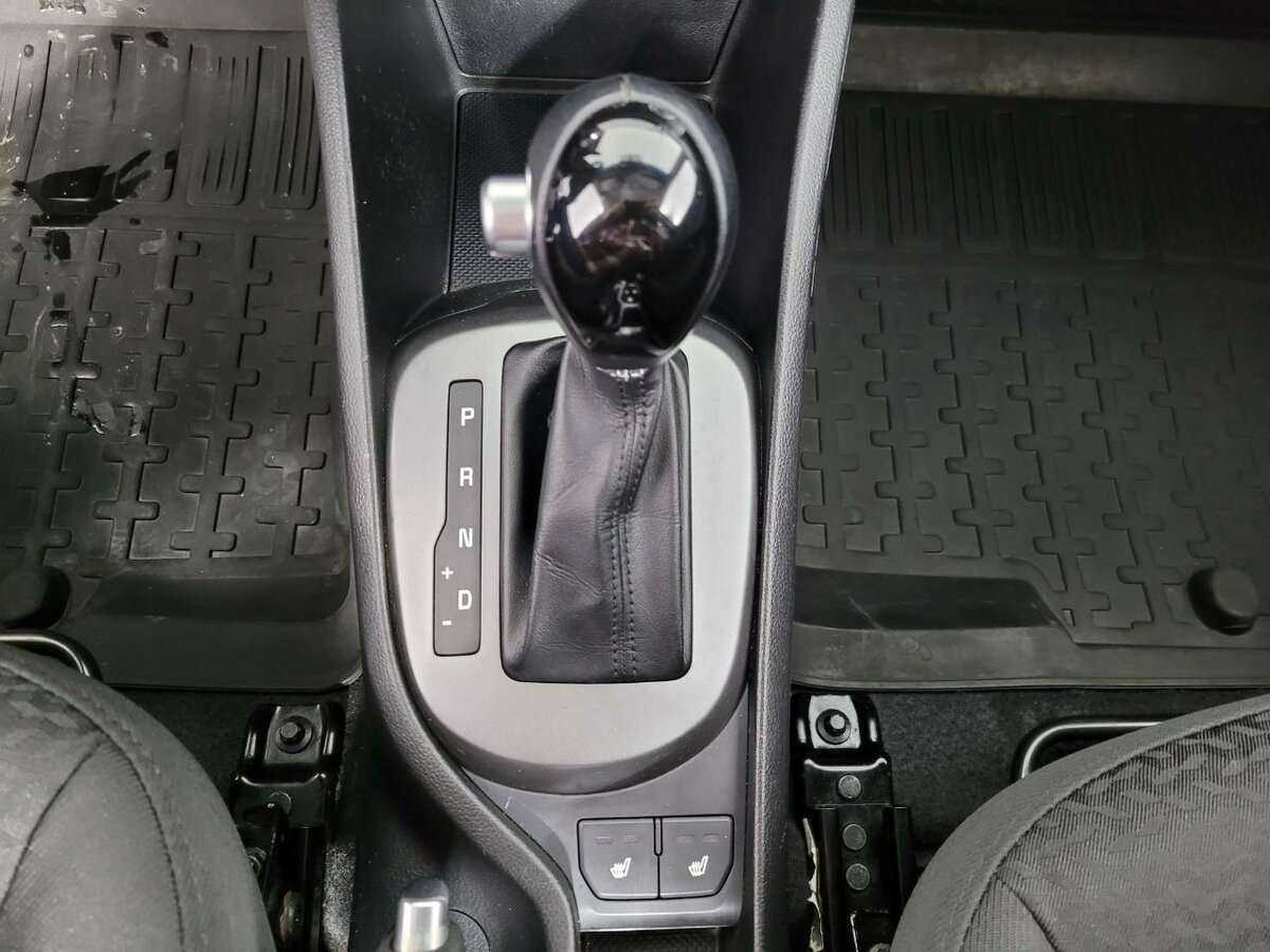 Kia Rio с пробегом — 2016 год. Фото: #12