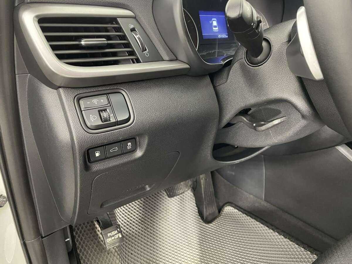 Kia Optima с пробегом — 2018 год. Фото: #6