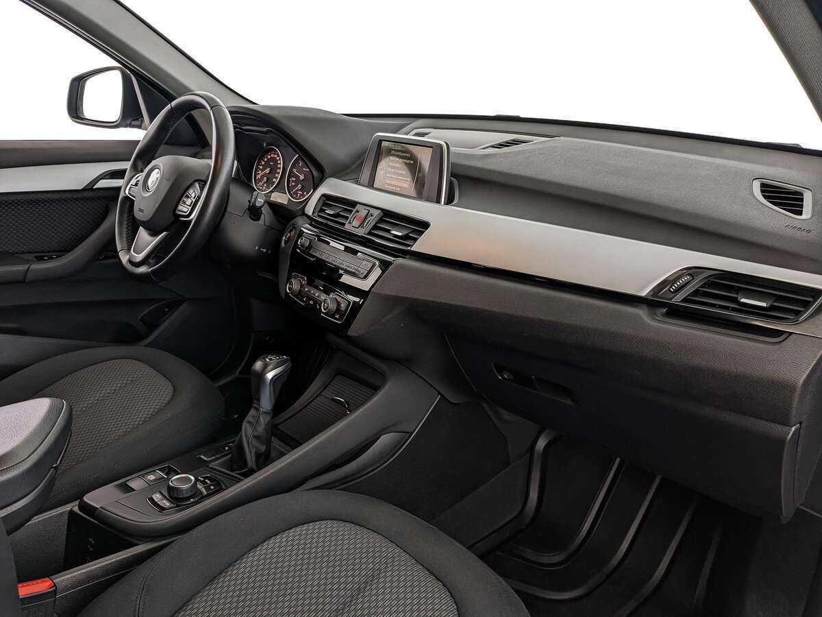 BMW X1 с пробегом — 2015 год. Фото: #12