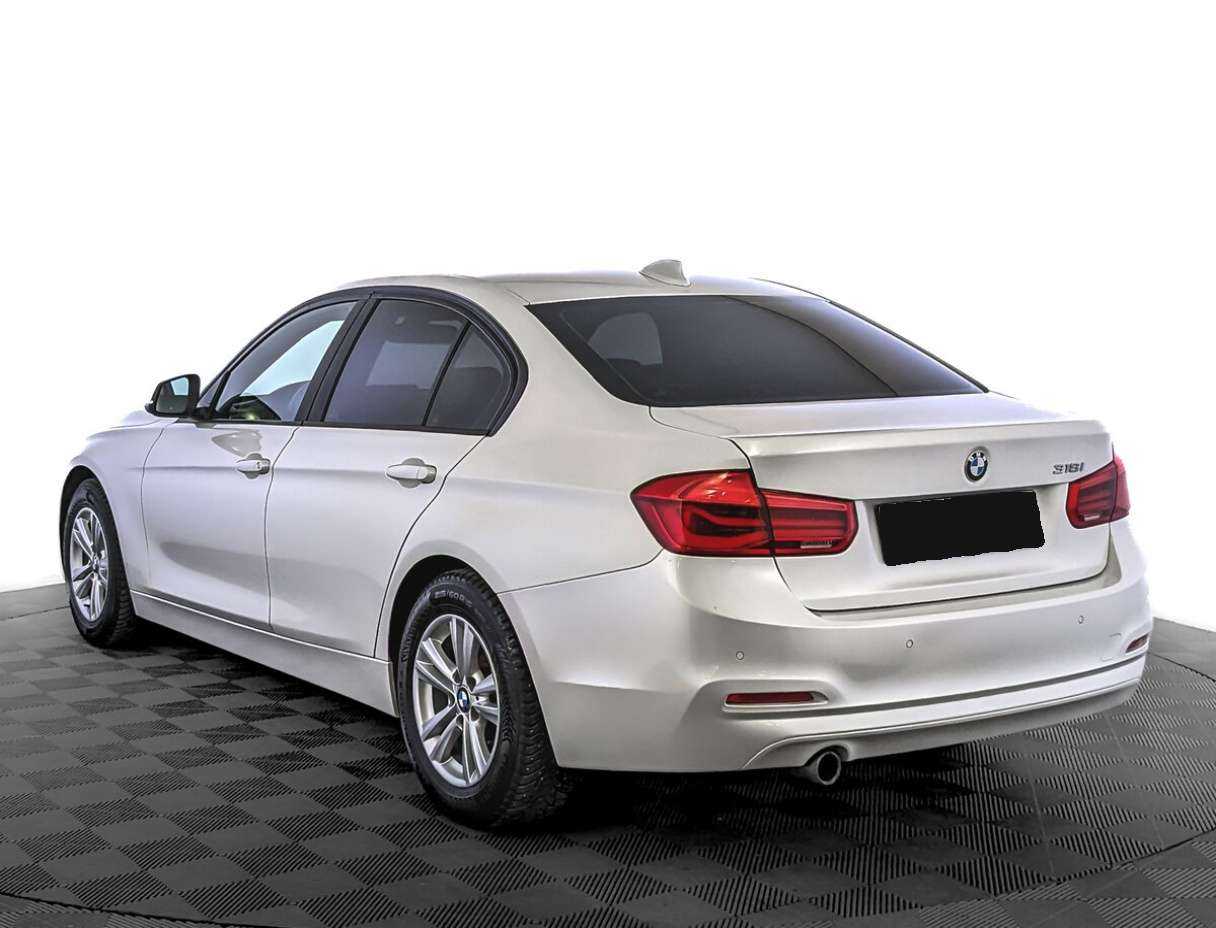 BMW 3 серии с пробегом — 2017 год. Фото: #6