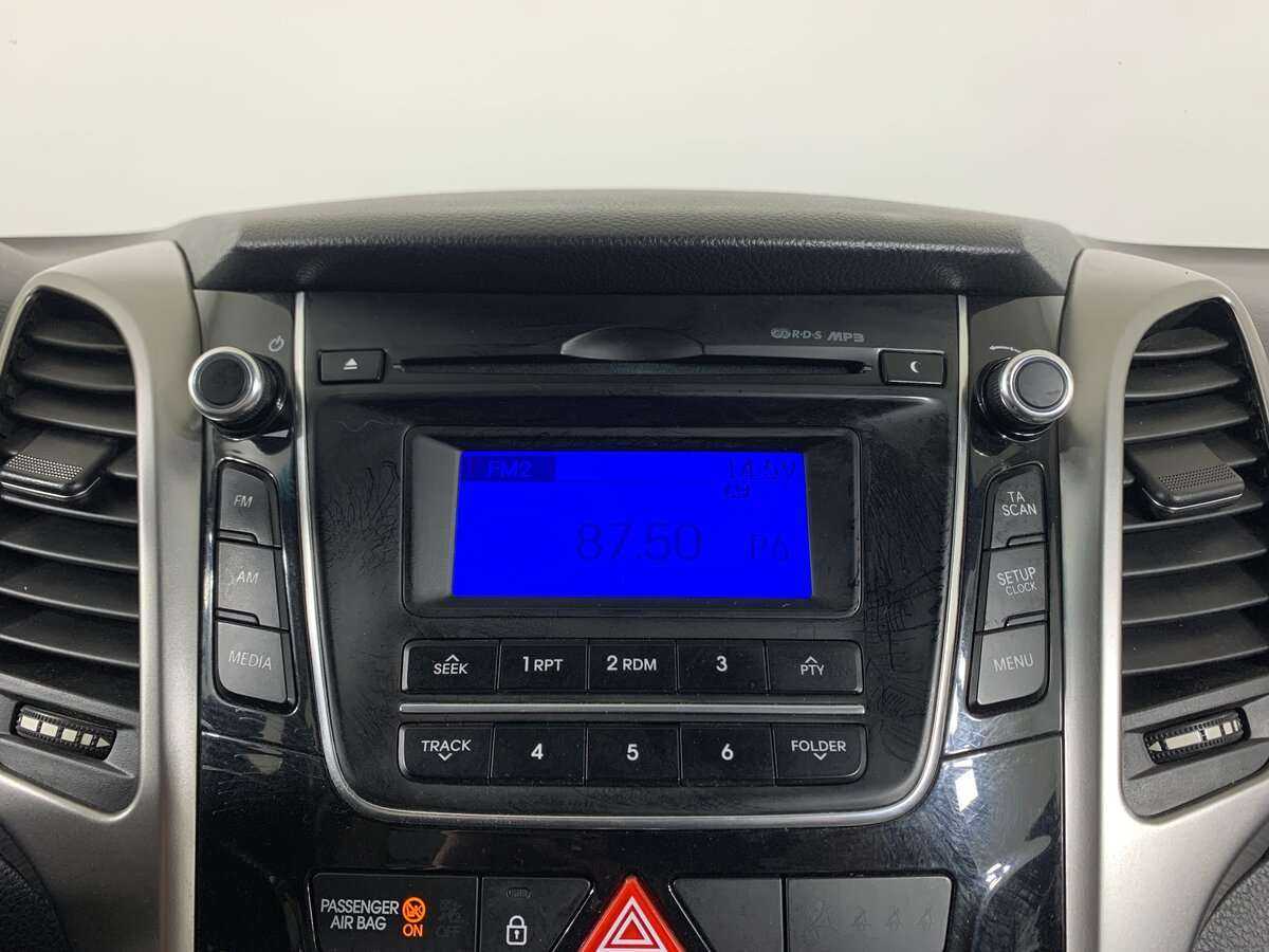 Hyundai i30 с пробегом — 2012 год. Фото: #12