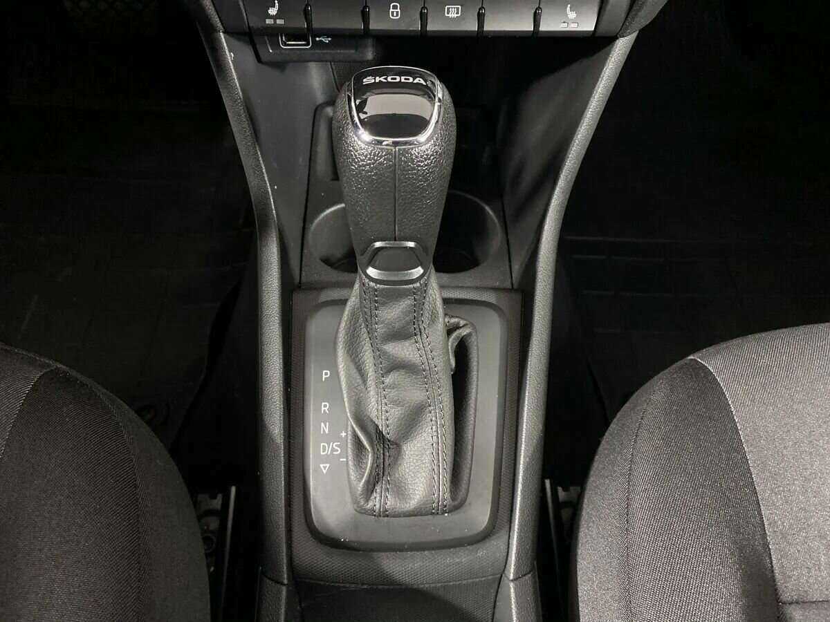 Skoda Rapid с пробегом — 2018 год. Фото: #14