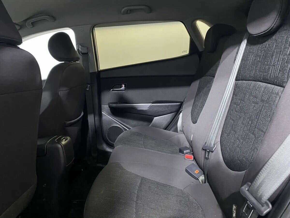 Kia Rio с пробегом — 2017 год. Фото: #8