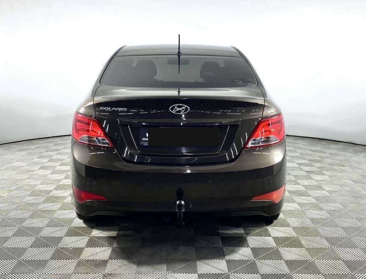 Hyundai Solaris с пробегом — 2016 год. Фото: #5