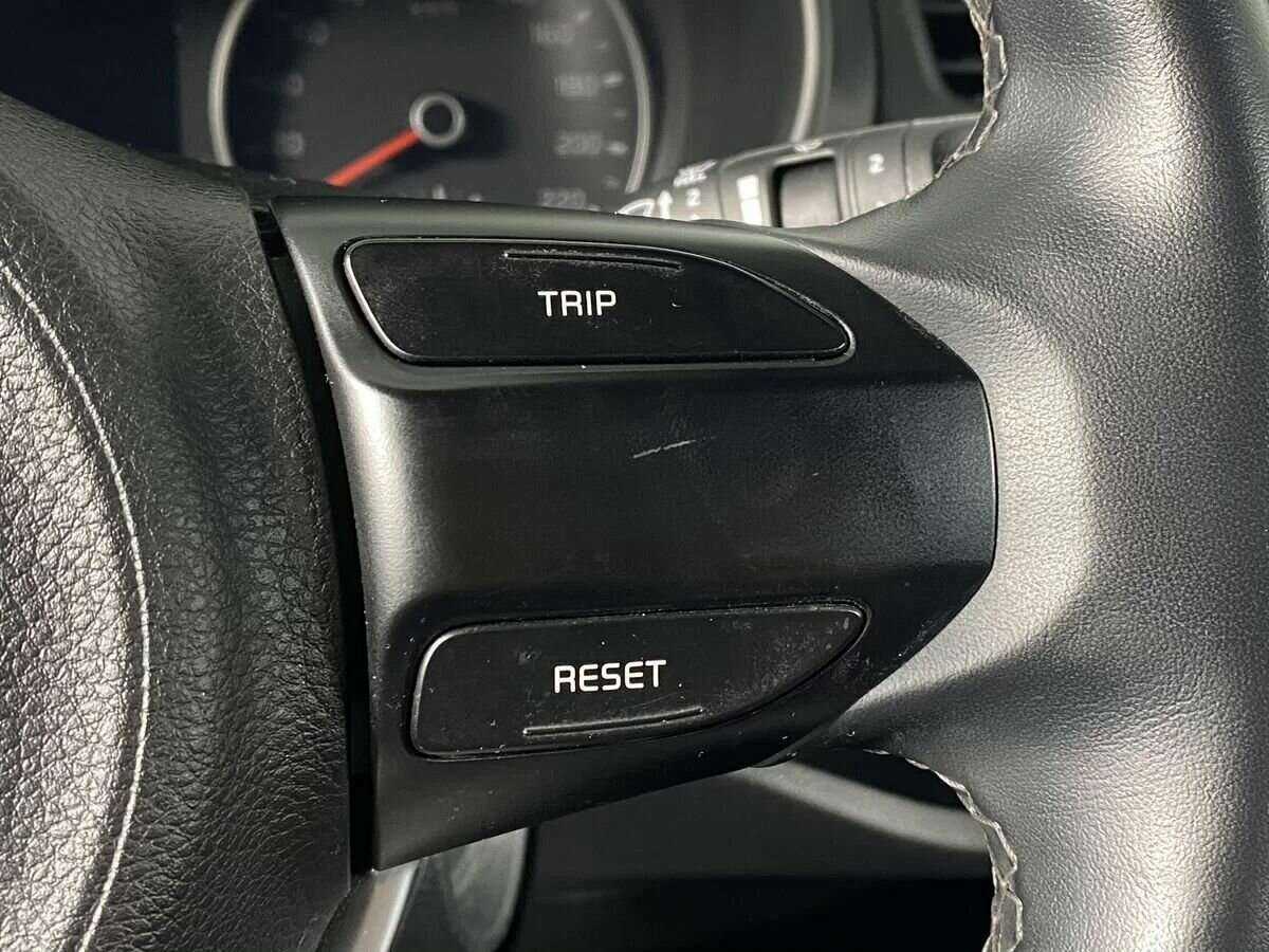 Kia Rio с пробегом — 2020 год. Фото: #11