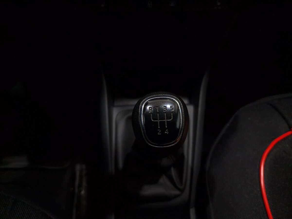 Skoda Rapid с пробегом — 2019 год. Фото: #8