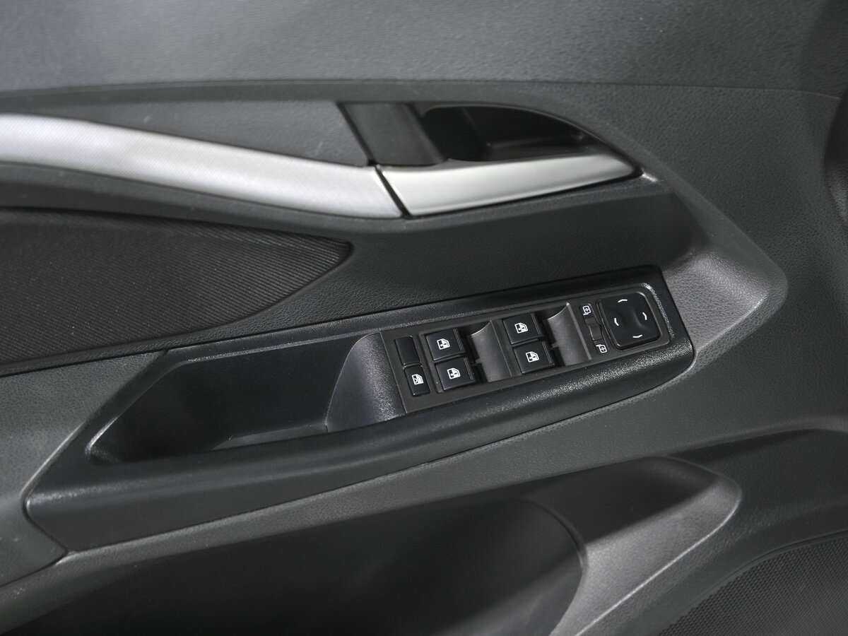 Lada (ВАЗ) Vesta с пробегом — 2018 год. Фото: #13